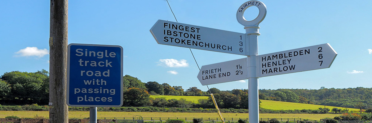 skirmett sign post